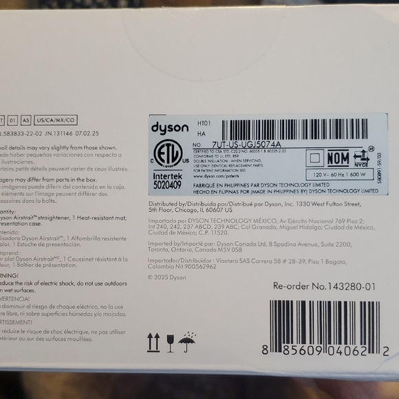 Dyson Airstrait in Gold and Silver - Picture 3 of 3